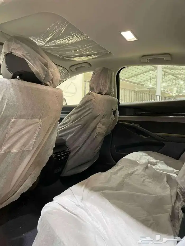فورد تورس امبيانتي 2025 جميع الالوان كاش واقساط 4