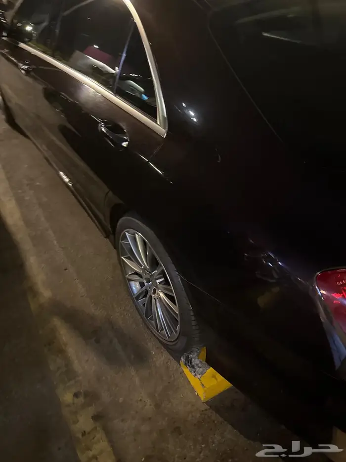 مرسيدس S class كونسول ترفيهي 2015 3