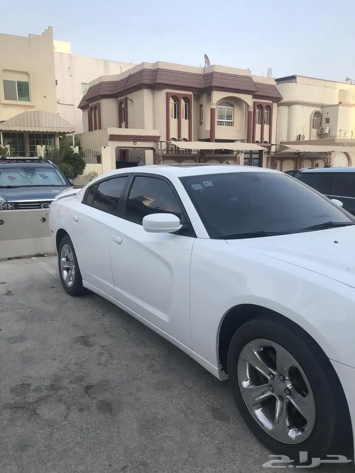 دوج تشارجر 2014 فل كامل بدي وكاله V6 3.6 28