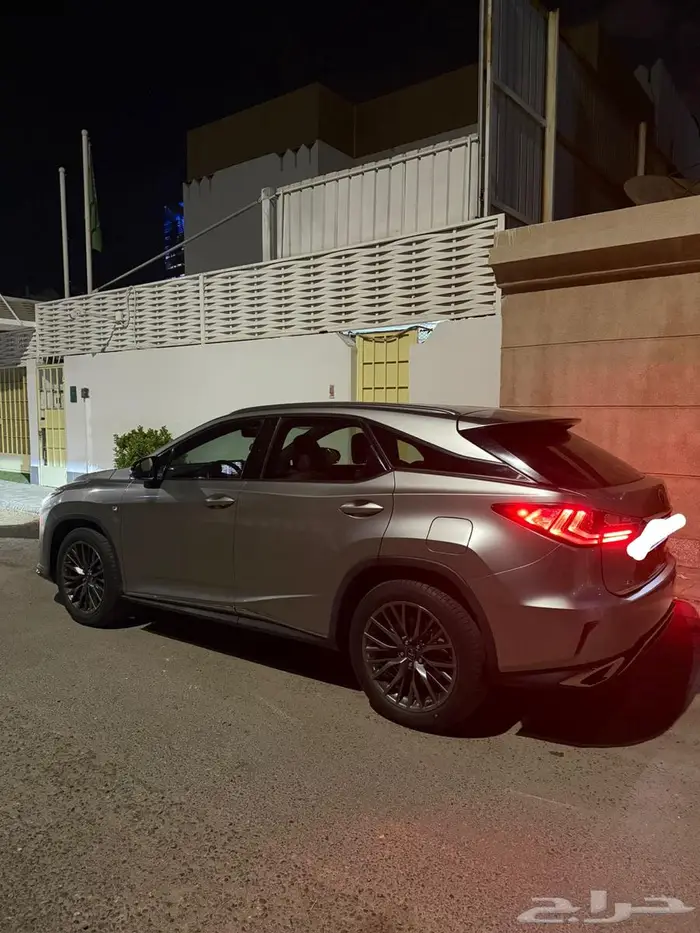 لكزس RX F SPORT 2019 6