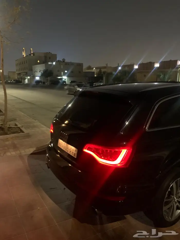 اودي Q7 7