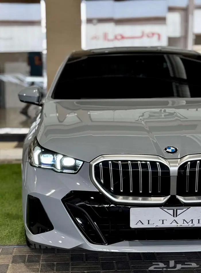 BMW _ 2024 _ 520i M kit (كاش - تمويل جميع البنوك) 6