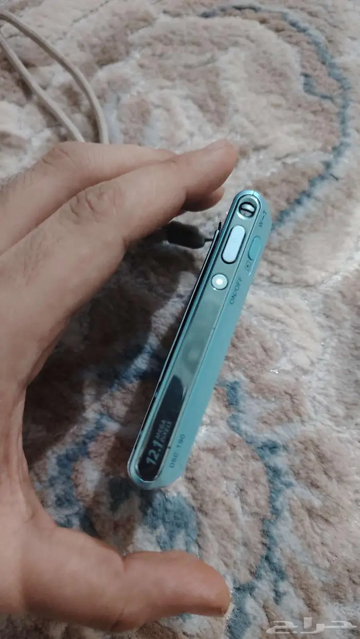 كاميرا ديجيتال سوني نظيفه 4