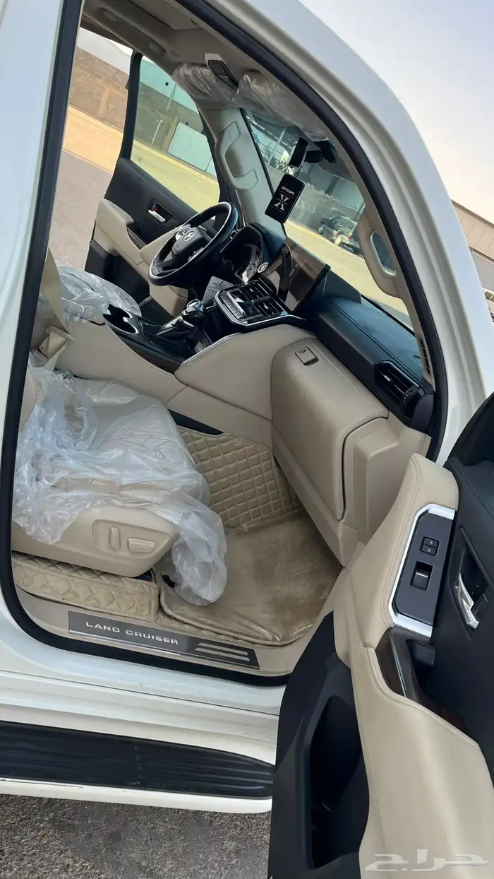 لاندكروزر 2024 رقم 4 19