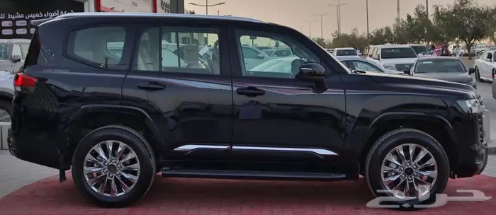لاند كروزر GXR4 2025 كاش او بنك 3