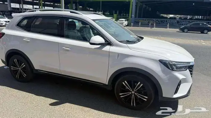 ام جي RX 5 نص فل 2023 بانوراما 1