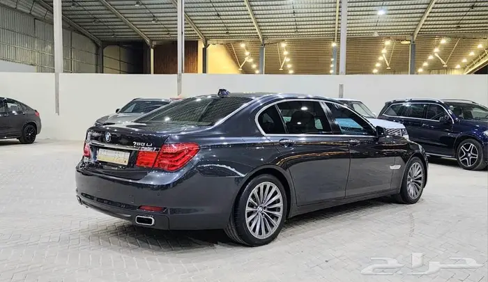 بي ام دبليو 750 2009 3