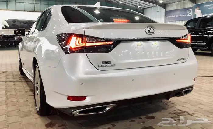 لكزس Gs350 ممشى قليل 9