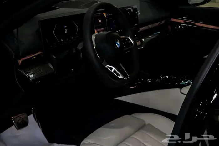بى ام دابليو 520i الناغي ( BMW 520i ( 2026 ( كاش- بنوك ) 9