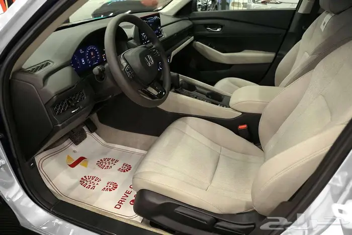 هوندا اكورد LX 2025 رفيق دربك المهني بأناقة لا مثيل لها 18