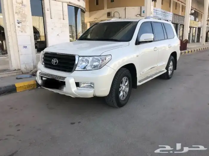 مطلوب لاندكروزر من 2008 الى11 بسعر معقول 0