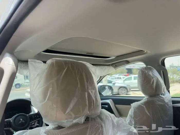 ميتسوبيشي مونتيرو سبورت GLX 2025 13