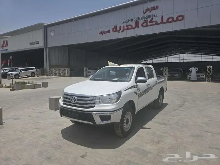 تويوتا هايلوكس غمارتين ديزل GL2 موديل 2025 لون ابيض 1