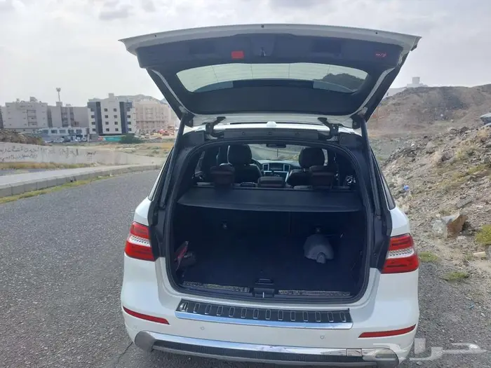 للبيع مرسيدس ML350 نظيفة جدا 2013 10