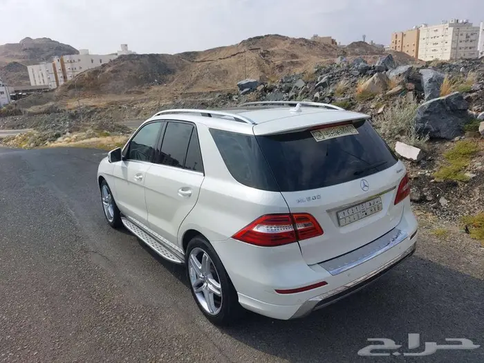 للبيع مرسيدس ML350 نظيفة جدا 2013 7