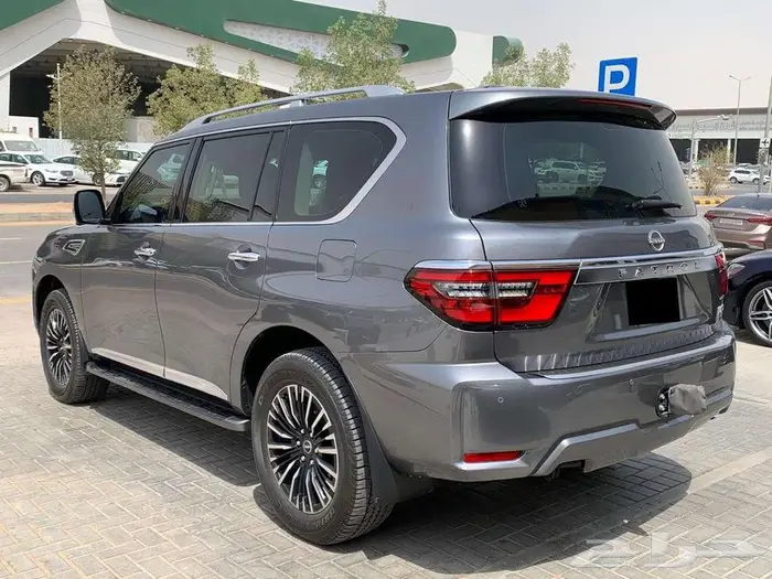 نيسان باترول بلاتينيوم 2023 12