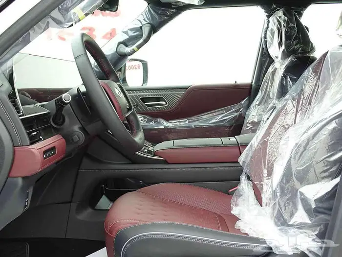 انفينتي QX80 اوتو جراف 2025 11