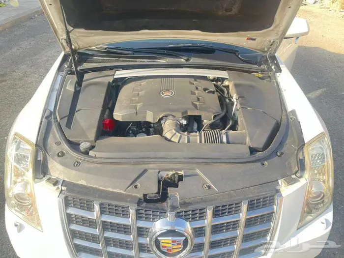 كاديلاك 2012 CTS للبيع أو البدل 6
