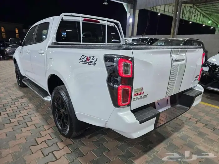 ايسوزو ديماكس 2024 GT كاش 3