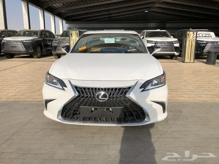 لكزس ES250 2025 استاندر سعودي 0