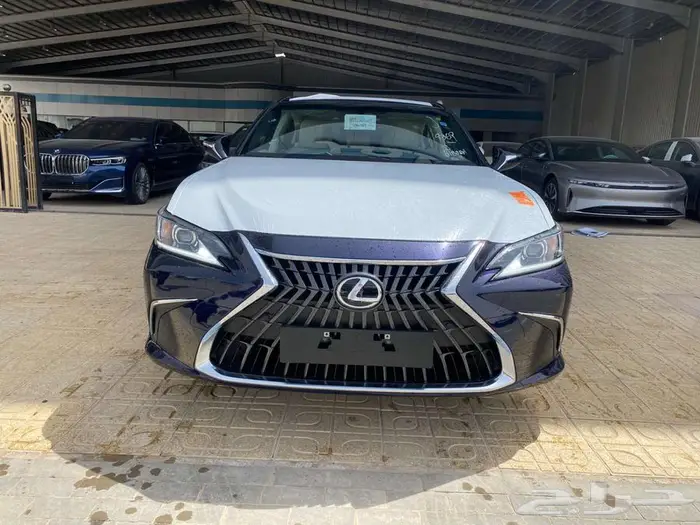 لكزس ES250 2025 استاندر سعودي كحلي داخلي ابيض 0
