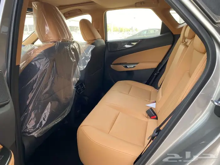 لكزس NX 350 AA 2025 تيتانيوم داخلي جملي 11