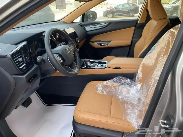 لكزس NX 350 AA 2025 تيتانيوم داخلي جملي 7