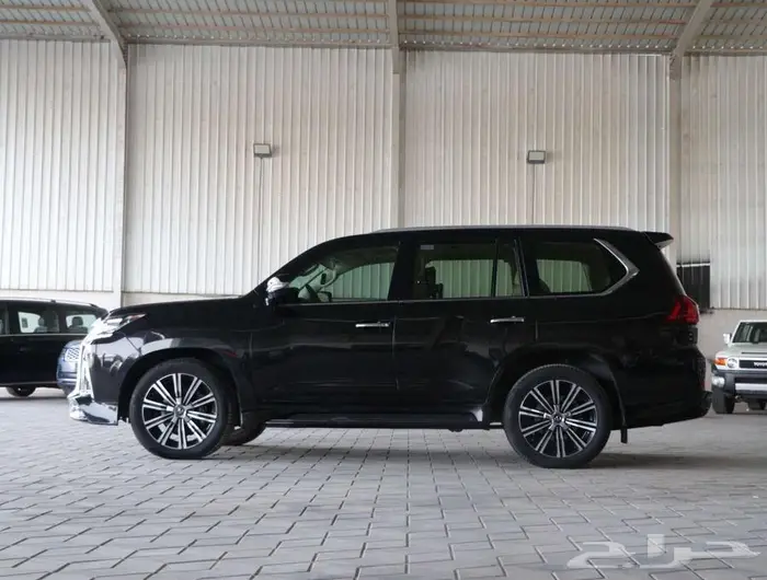 سيارة لكزس ال اكس 570 موديل 2020 -LEXUS LX570 MODEL 2020 4