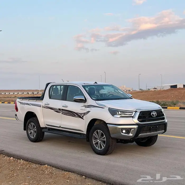 هايلوكس غمارتين SGLX 2025 بنزين كاش وبنك وتصدير 4