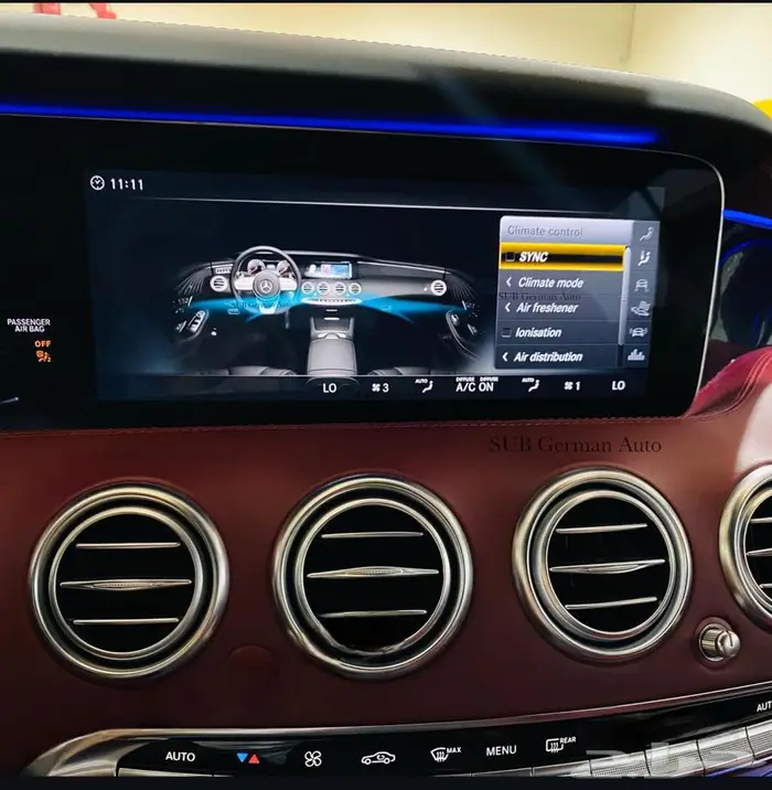 مرسيدس S class كونسول ترفيهي 2015 1
