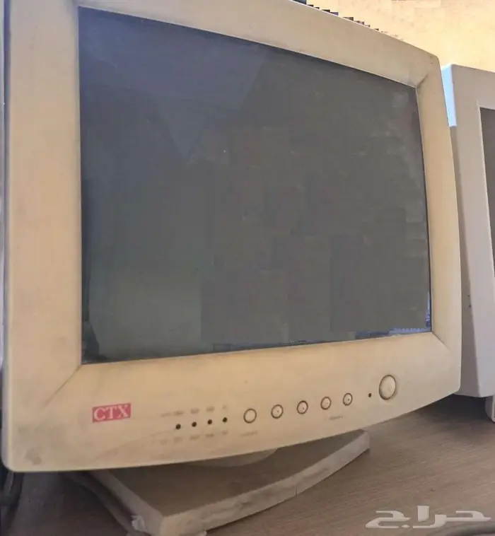 شاشة كمبيوتر مستعملة للبيع 1