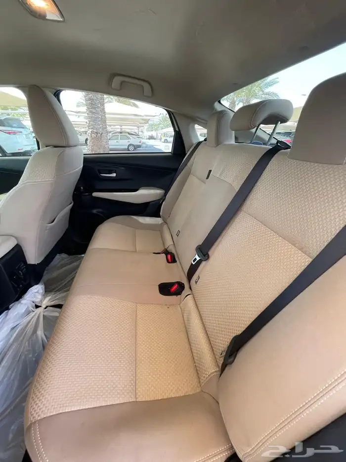 Yaris YX 2023 9