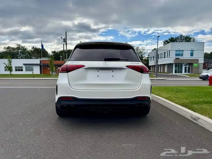 للبيع مرسيدس GLE53 موديل 2022 AMG وارد كندا 5