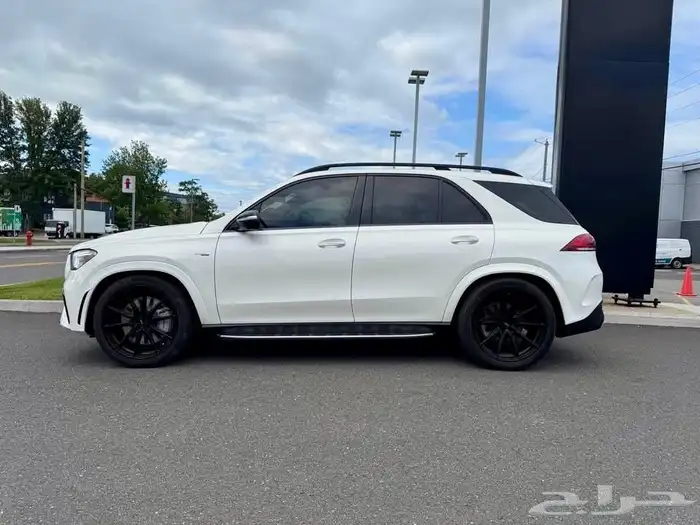 للبيع مرسيدس GLE53 موديل 2022 AMG وارد كندا 6
