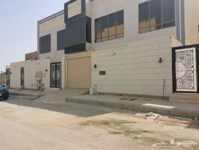 فيلا ابحر حي الزمرد مساحة كبيرة للبيع 0