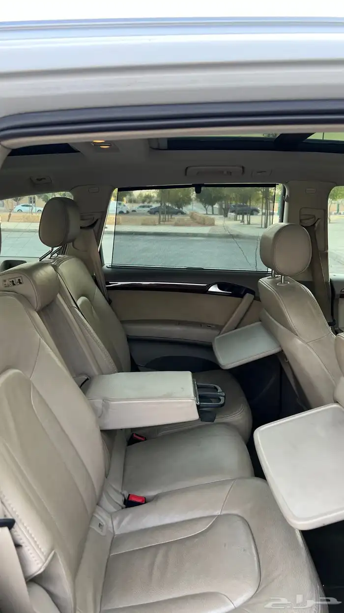 اودي Q7 موديل 2010 V6 بحالة جيده 39