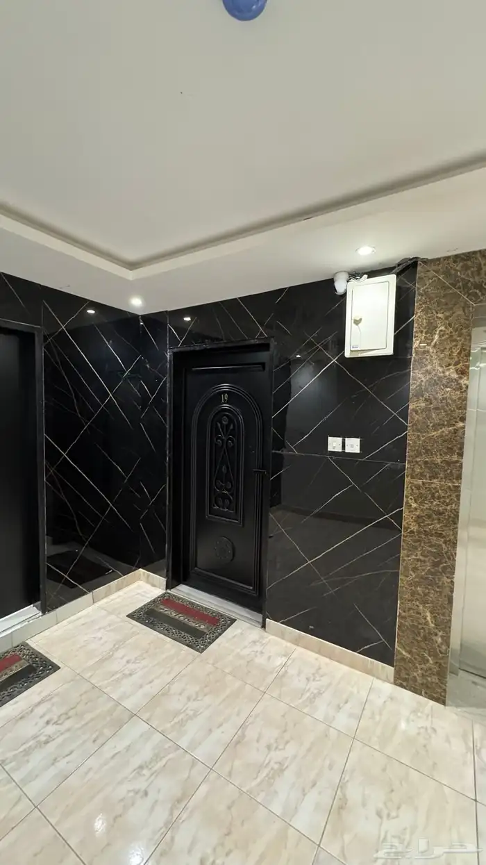 شقة للايجار حي حطين مؤثثه 9