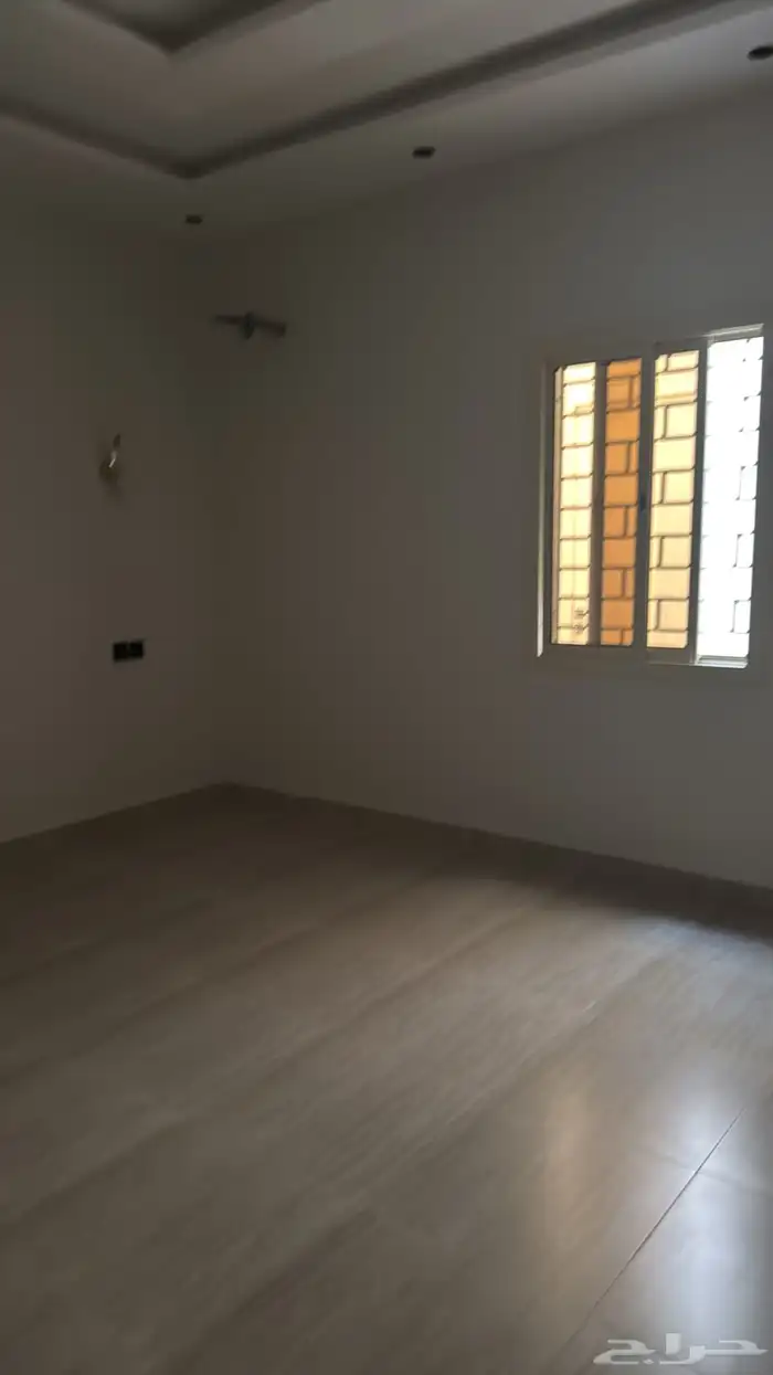 للبيع   عمارة دور جاهزة للسكن في مخطط طيبة 4