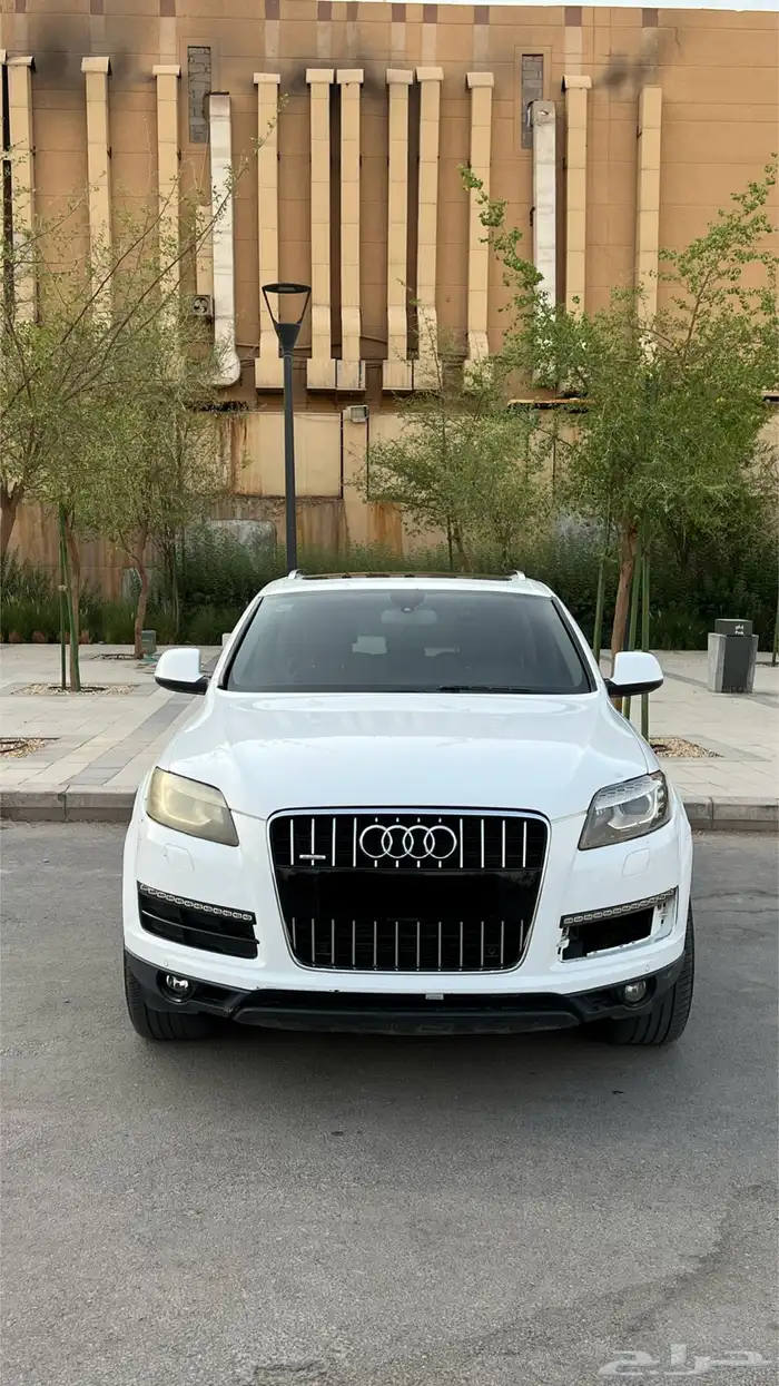 اودي Q7 موديل 2010 V6 بحالة جيده 2