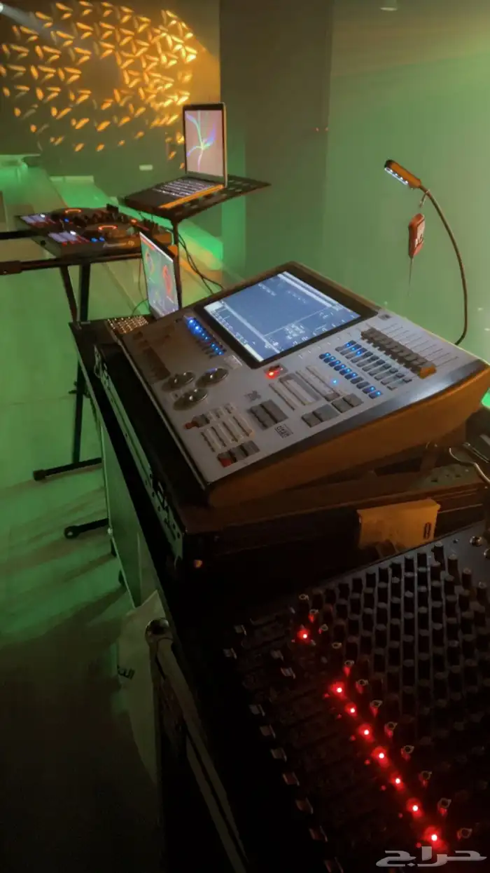 مشغلة دي جي نسائي خاص 0