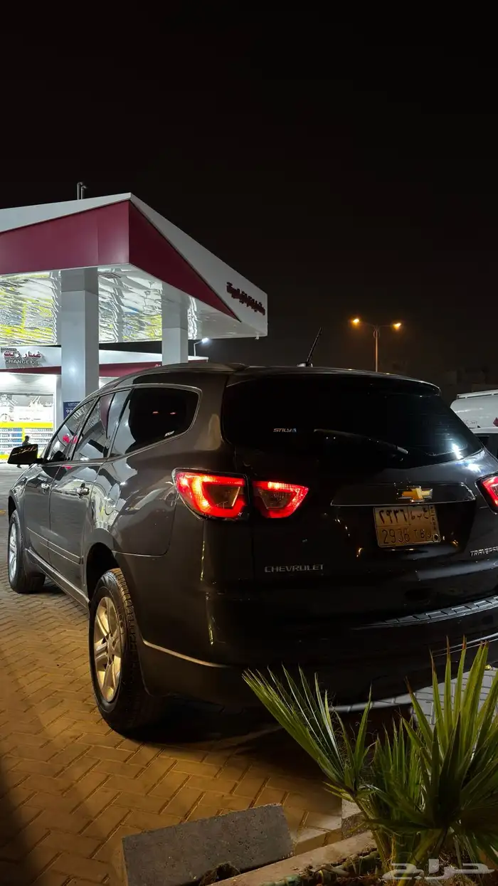ترافيرس LS 2013 رمادي 6