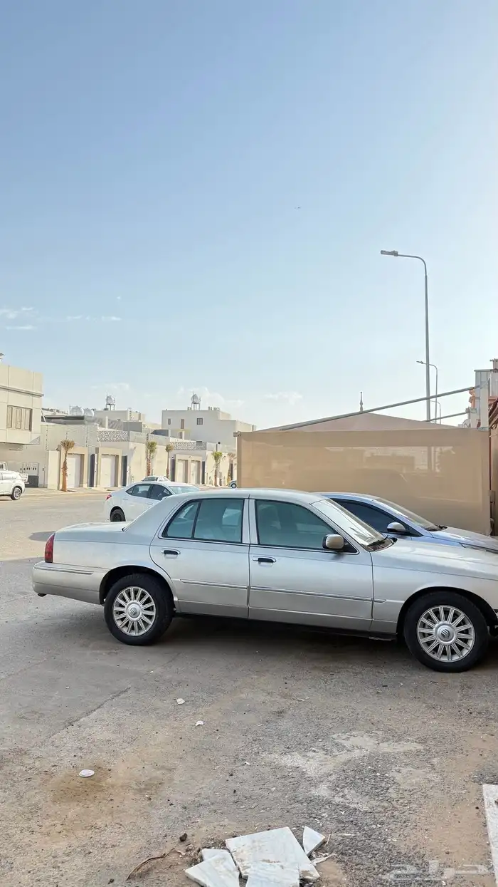 للبيع فورد جراند ماركيز فل كامل 2008 شكمانيين مكيف خلفي 0