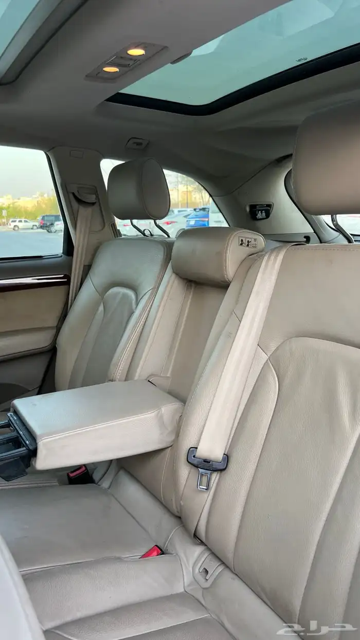 اودي Q7 موديل 2010 V6 بحالة جيده 36