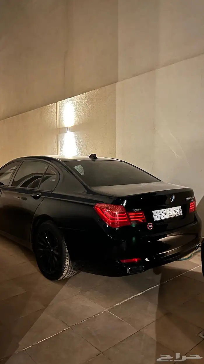 بي ام دبليو الفئه السابعة 750li 8 سلندر 6