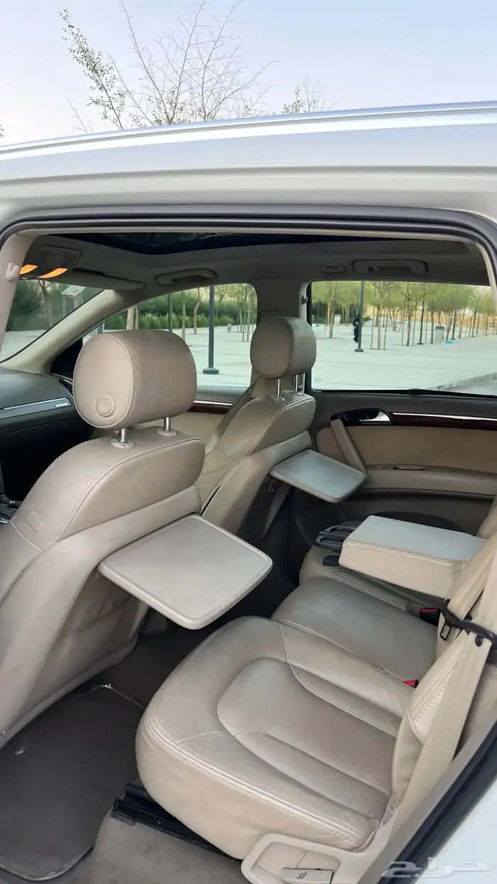 اودي Q7 موديل 2010 V6 بحالة جيده 33