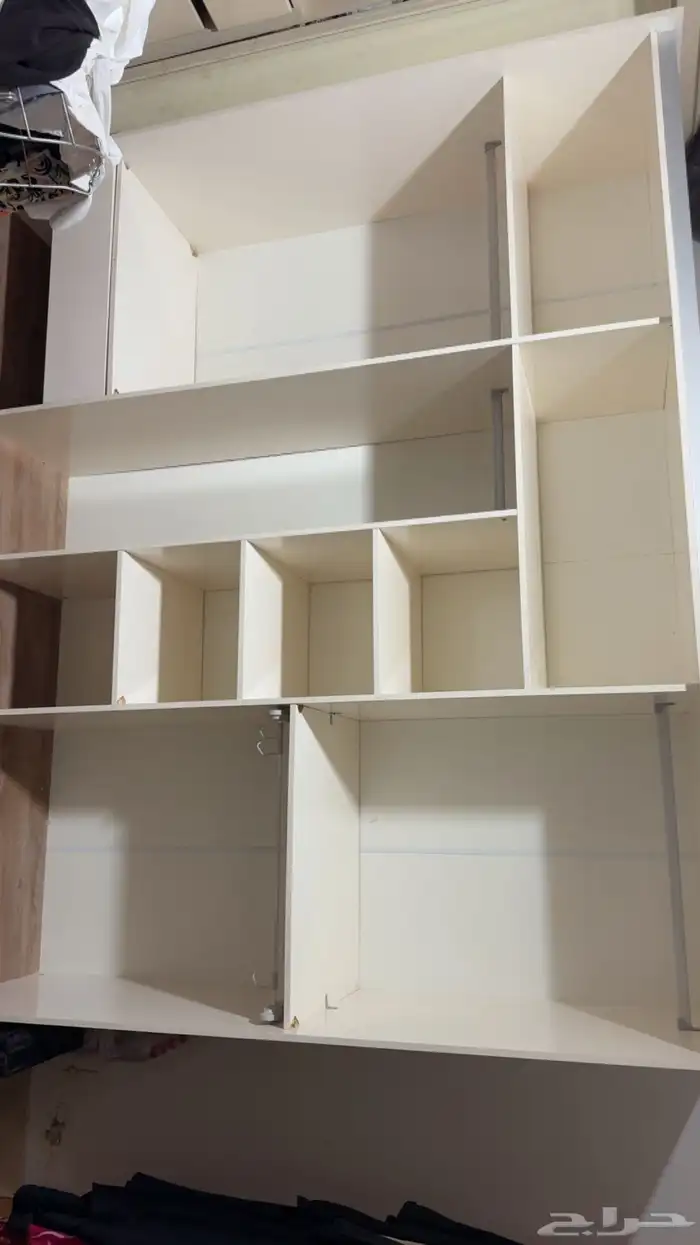 دولاب الملابس 3