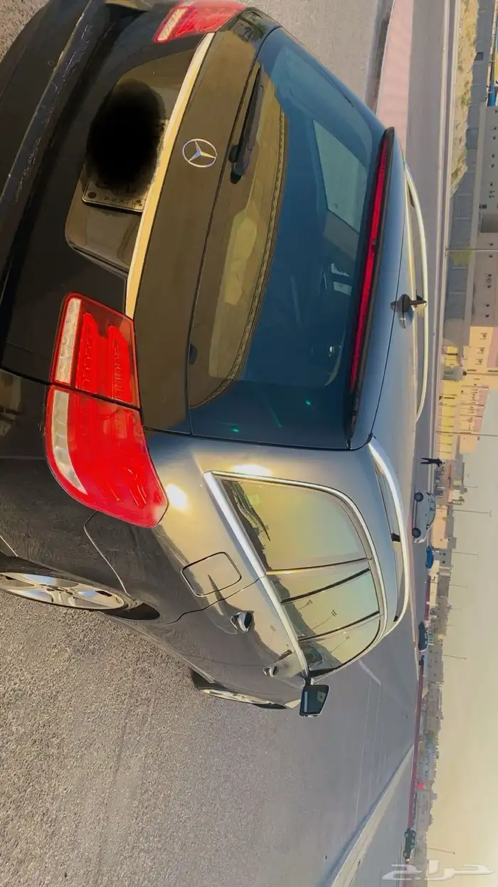مرسيدس E200 10
