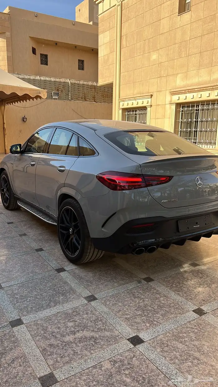 مرسيدس GLE53 AMG موديل 2025 جديد خليجي 3