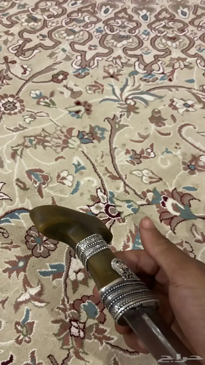 جنبيه قرن للبيع مطرح6 6