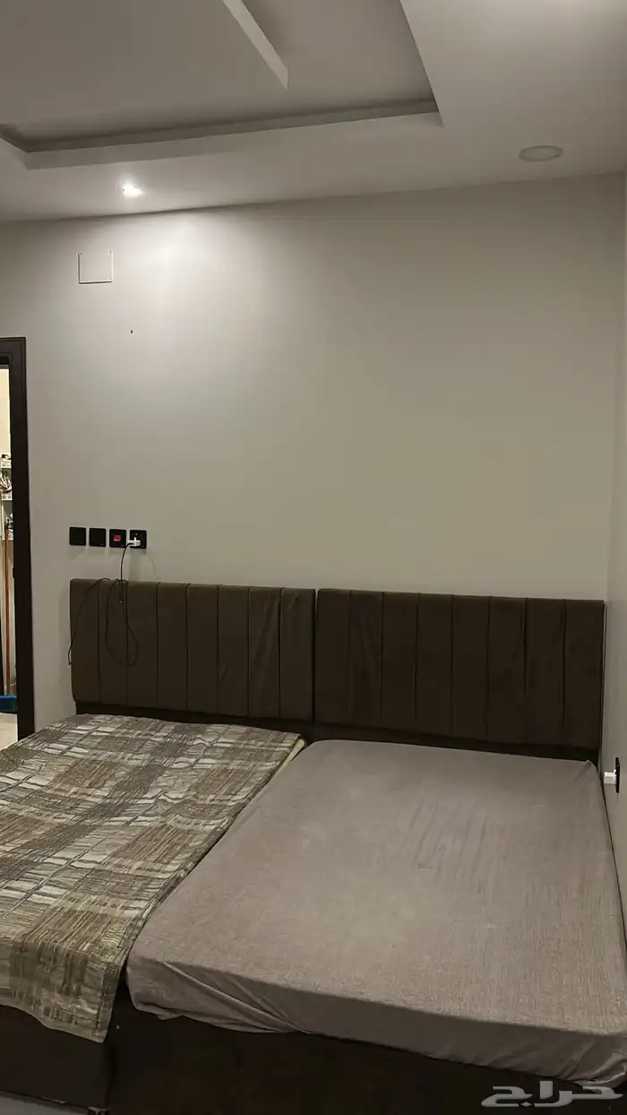 اثنين سرير نفس ونص 0